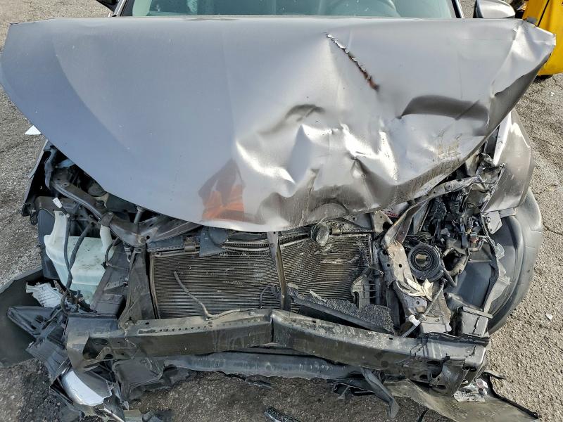 Фото 11 - TOYOTA CAMRY