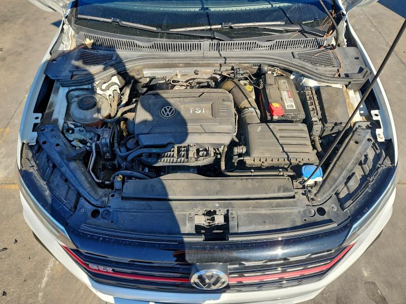 Фото 11 - VOLKSWAGEN JETTA