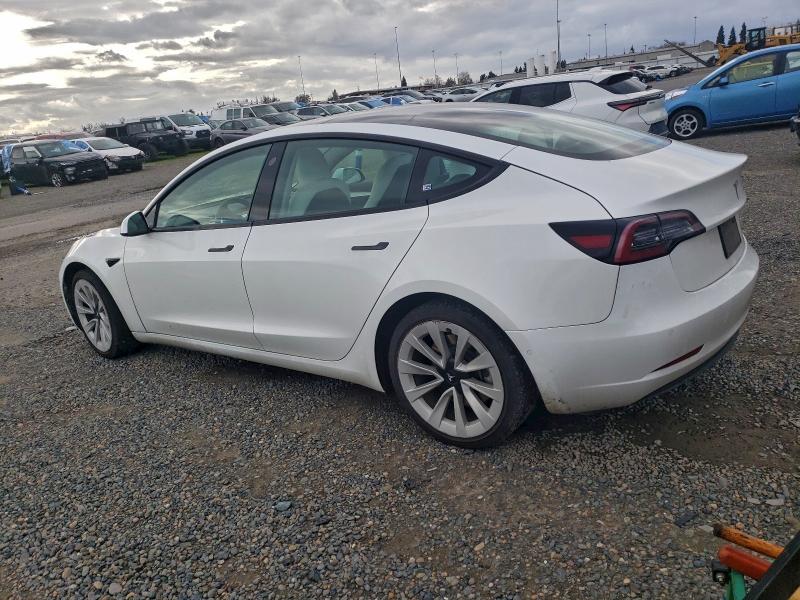 Фото 2 - TESLA MODEL 3