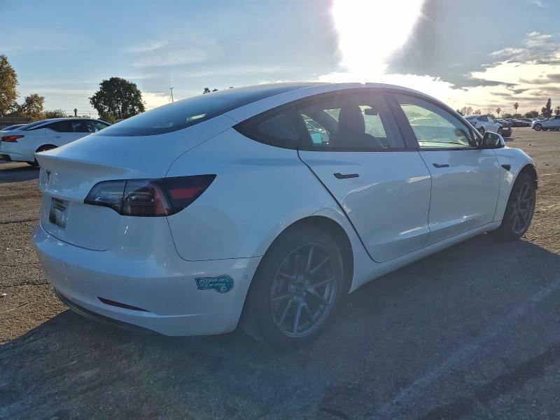 Фото 3 - TESLA MODEL 3