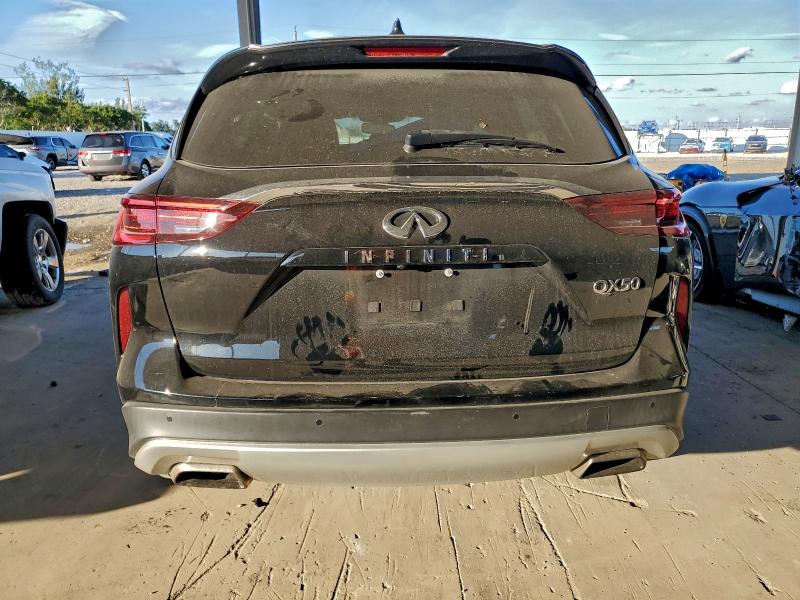 Фото 6 - INFINITI QX50