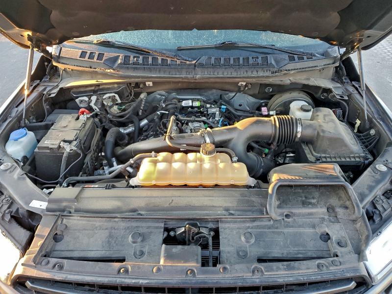 Фото 11 - FORD F-150