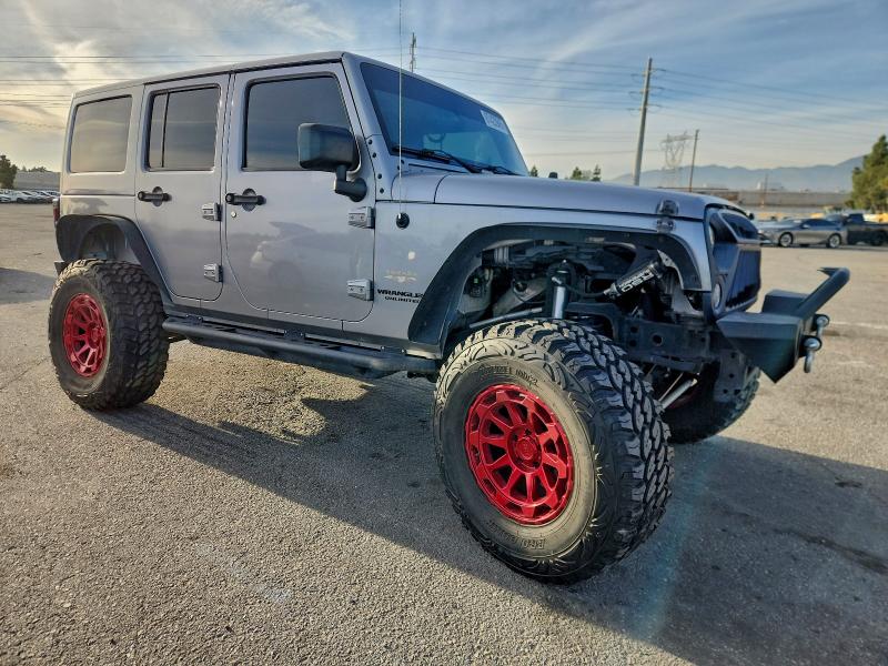 Фото 4 - JEEP WRANGLER
