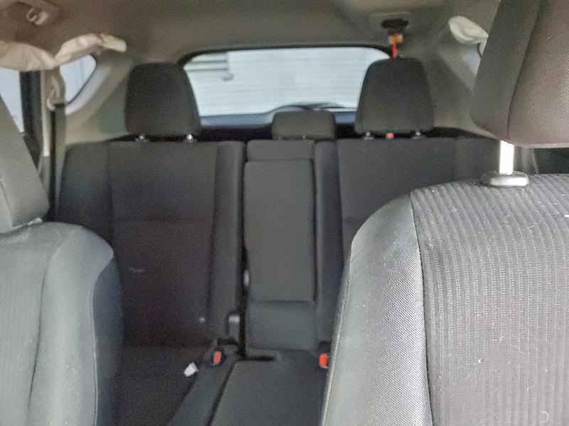 Фото 10 - TOYOTA RAV4