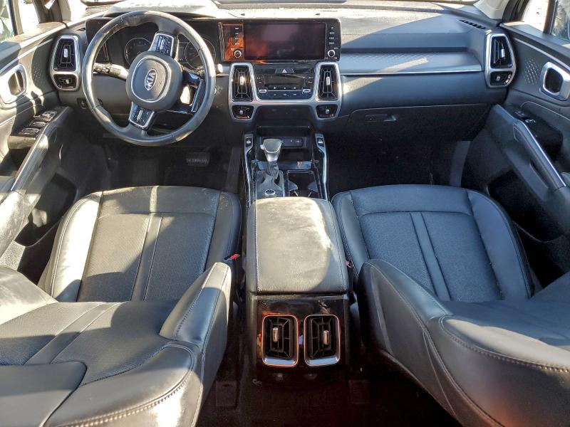 Фото 8 - KIA SORENTO