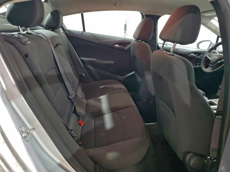 Фото 10 - CHEVROLET CRUZE