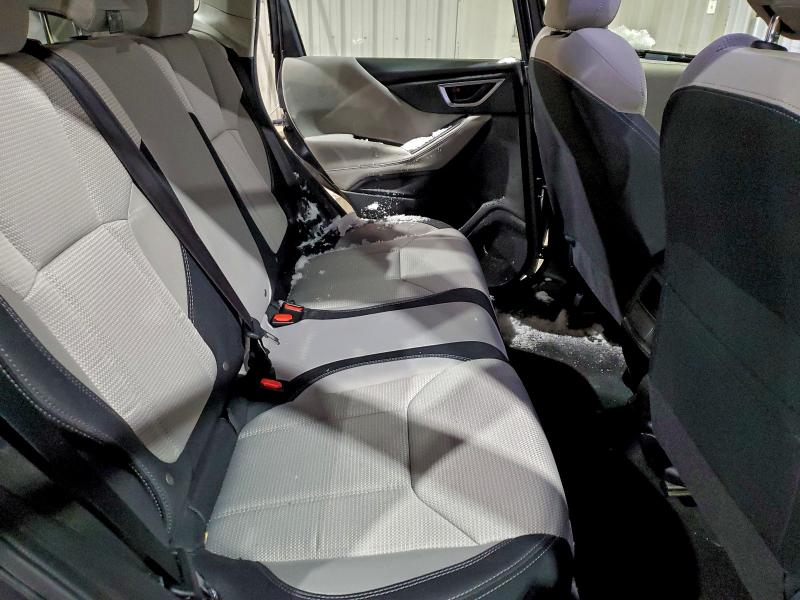 Фото 11 - SUBARU FORESTER