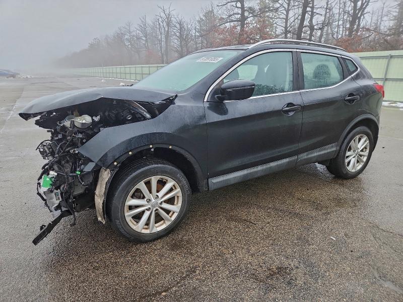 Фото 1 - NISSAN ROGUE