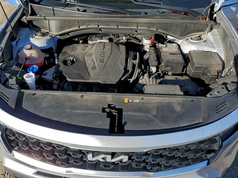 Фото 11 - KIA SORENTO