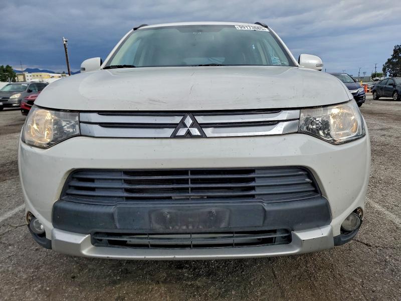 Фото 5 - MITSUBISHI OUTLANDER