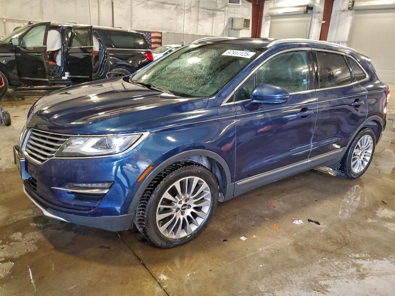 Фото 1 - LINCOLN MKZ