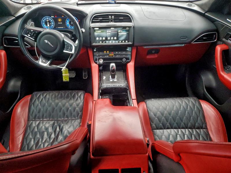 Фото 8 - JAGUAR F-PACE