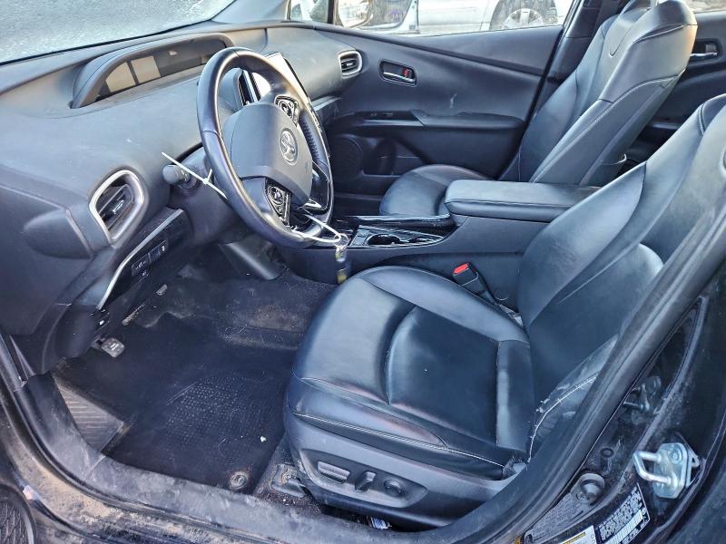 Фото 7 - TOYOTA PRIUS