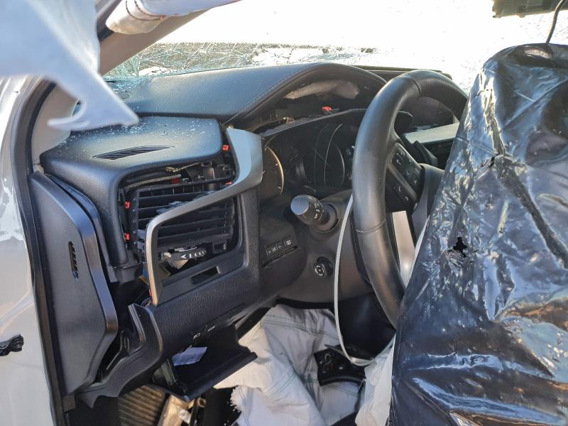 Фото 9 - LEXUS RX350