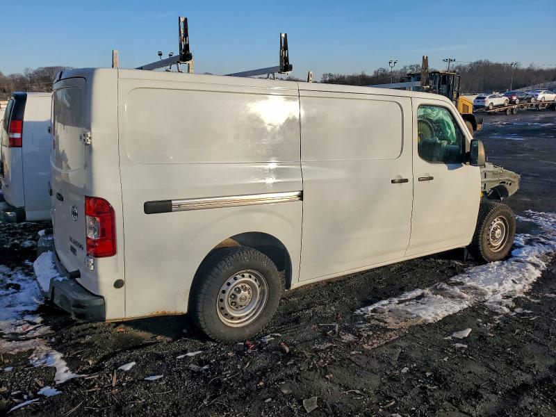 Фото 3 - NISSAN NV