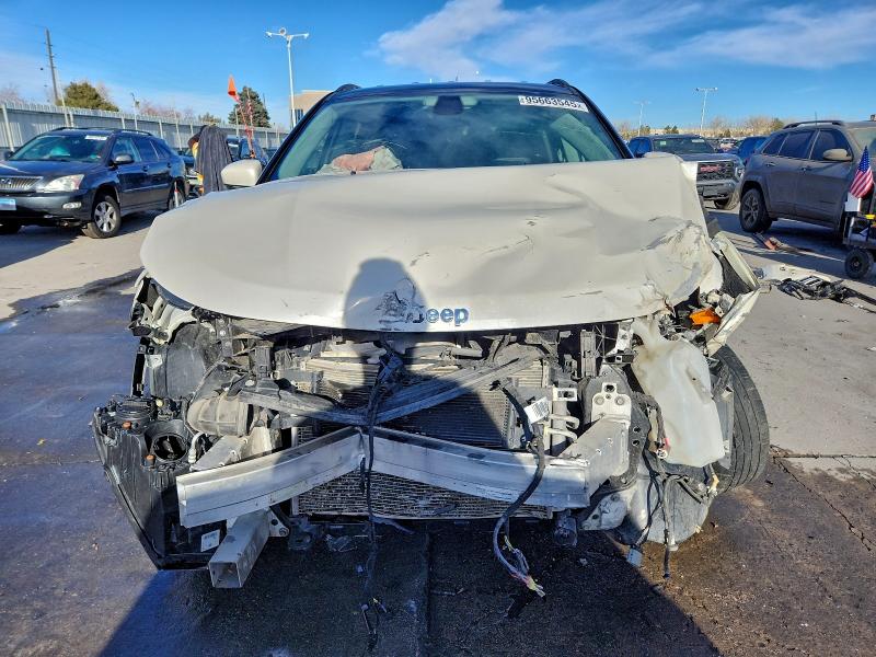 Фото 5 - JEEP COMPASS