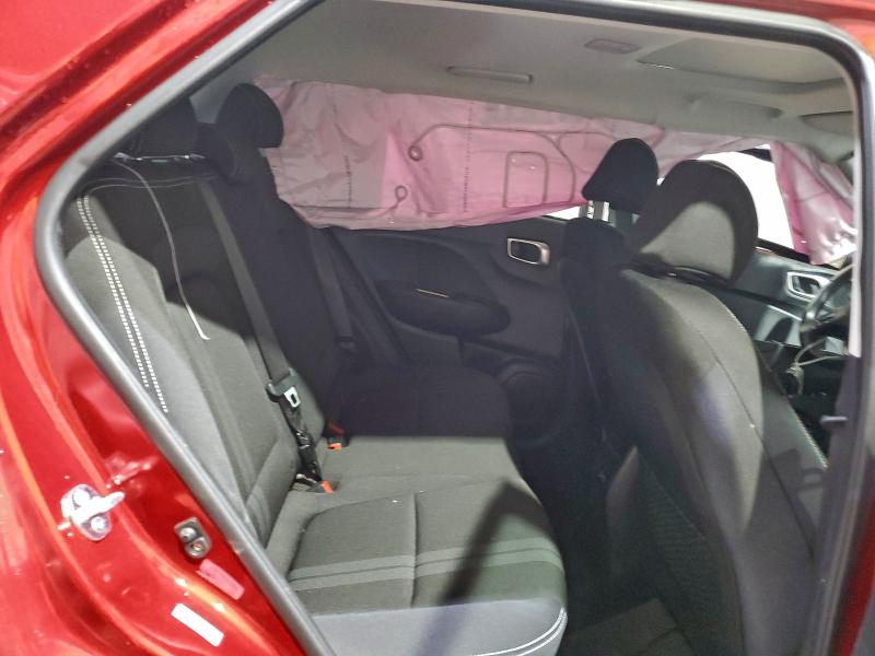 Фото 11 - HYUNDAI VENUE