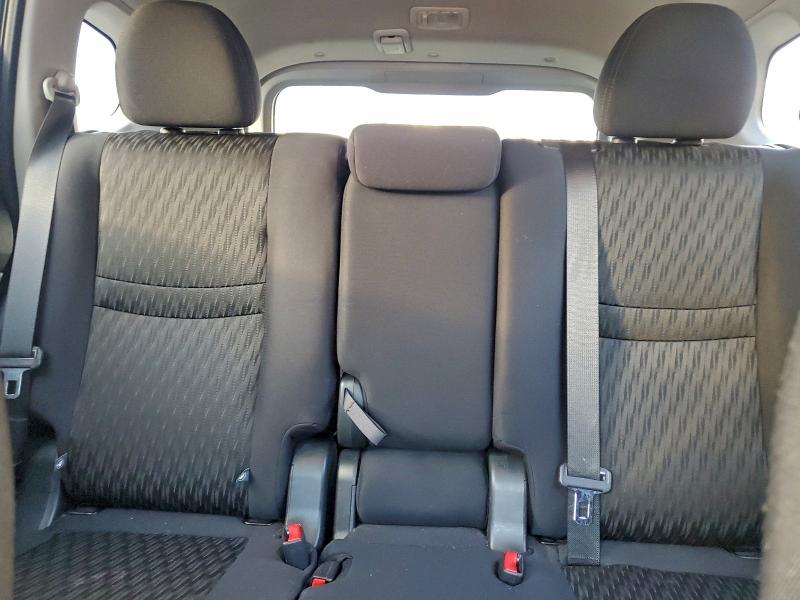 Фото 10 - NISSAN ROGUE