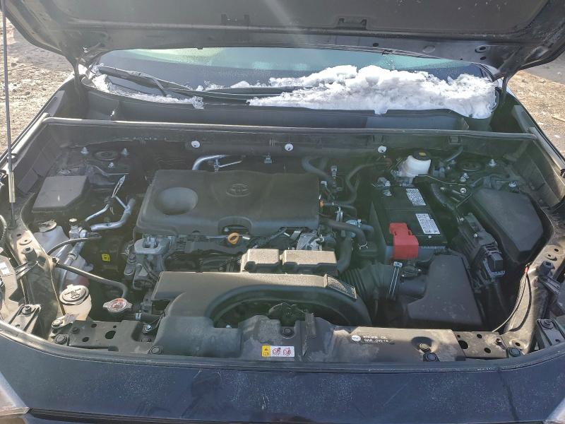 Фото 11 - TOYOTA RAV4