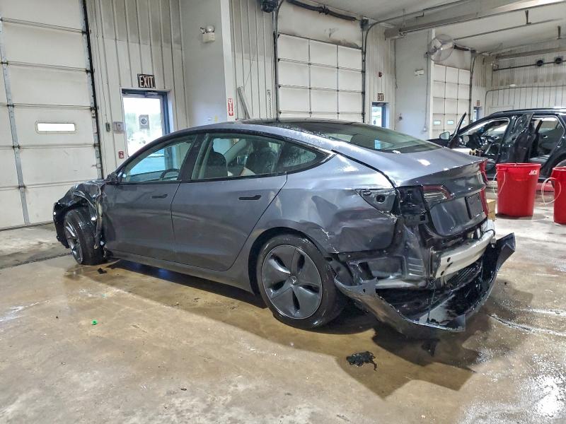 Фото 2 - TESLA MODEL 3