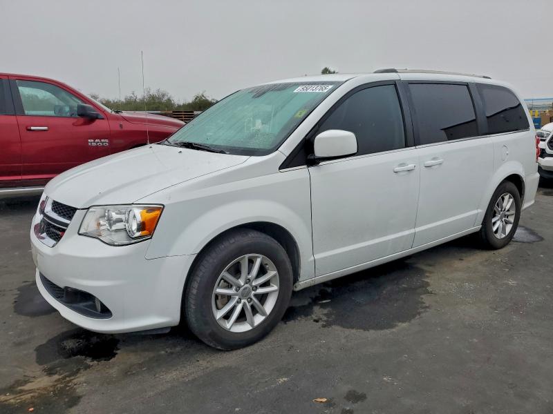 Фото 1 - DODGE CARAVAN