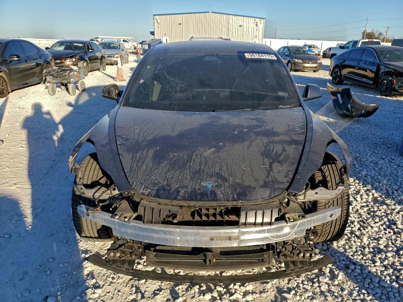 Фото 5 - TESLA MODEL 3