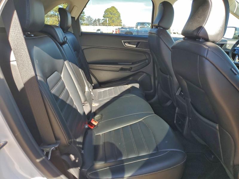 Фото 11 - FORD EDGE