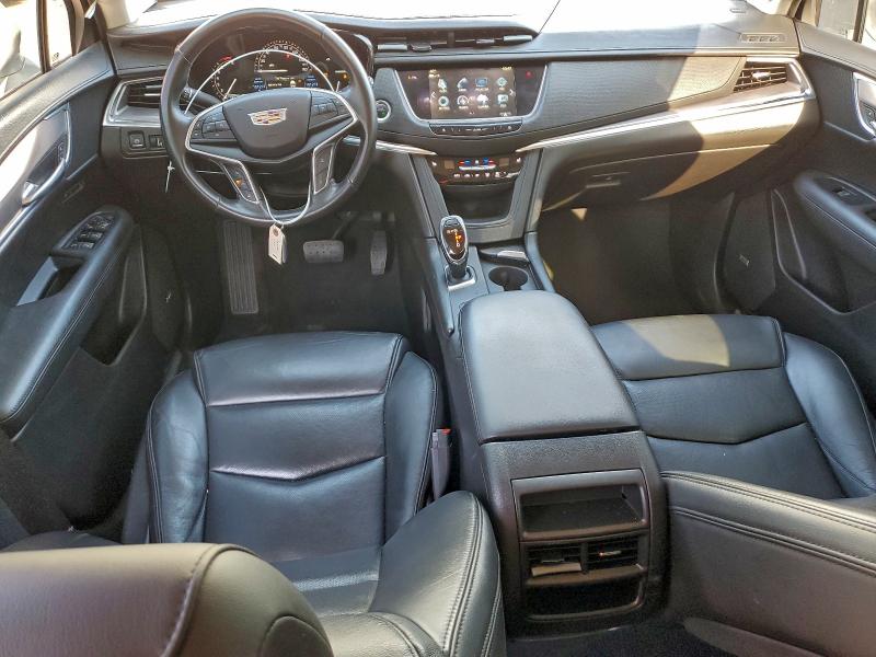 Фото 8 - CADILLAC XT5