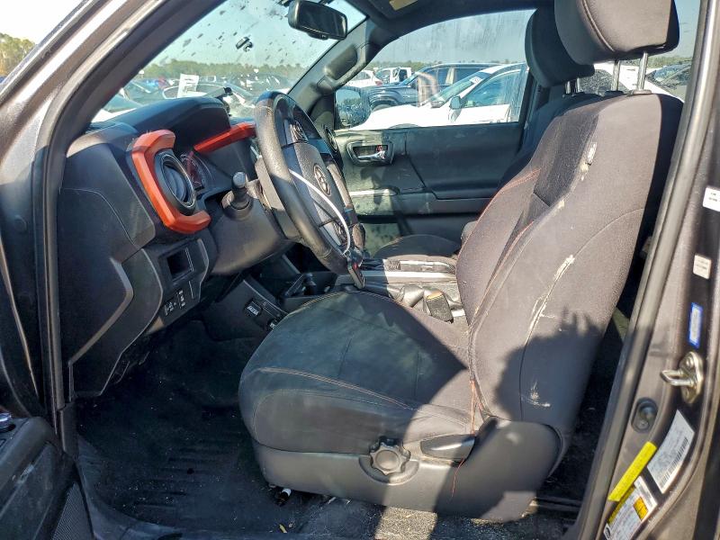 Фото 7 - TOYOTA TACOMA