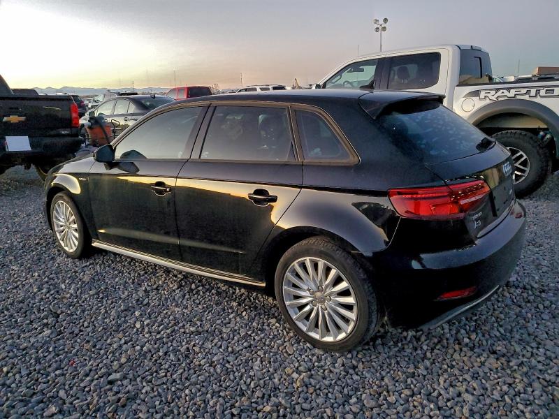 Фото 2 - AUDI A3