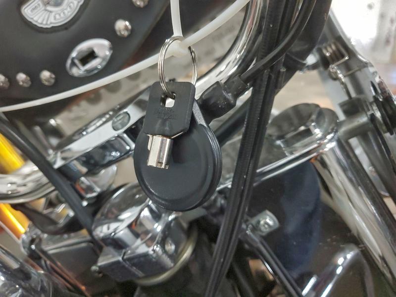 HARLEY-DAVIDSON FL 2003