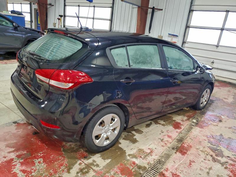 Фото 3 - KIA FORTE