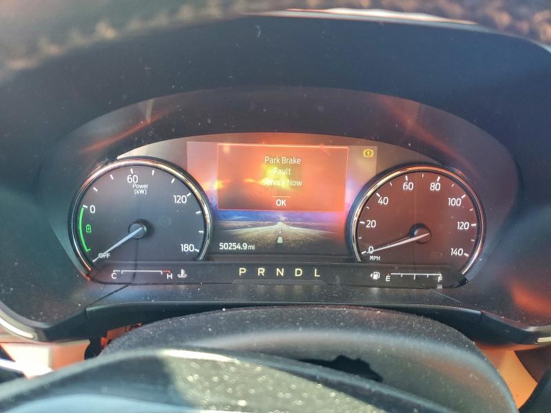 Фото 9 - FORD ESCAPE