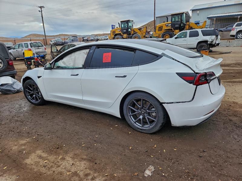 Фото 2 - TESLA MODEL 3