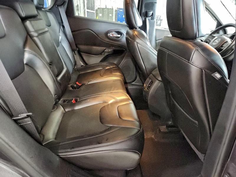 Фото 10 - JEEP GRAND CHER