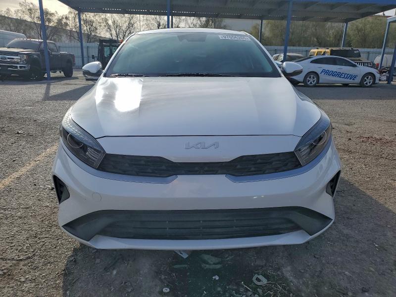 Фото 5 - KIA FORTE