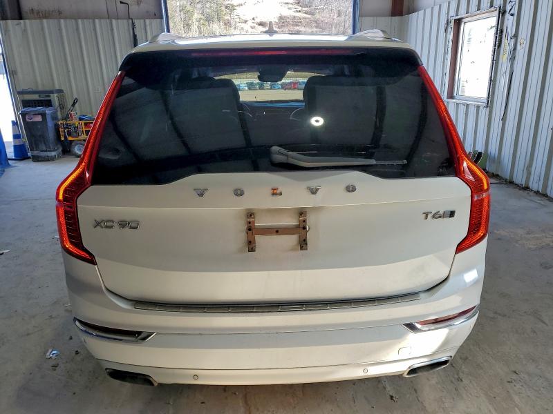 Фото 6 - VOLVO XC90