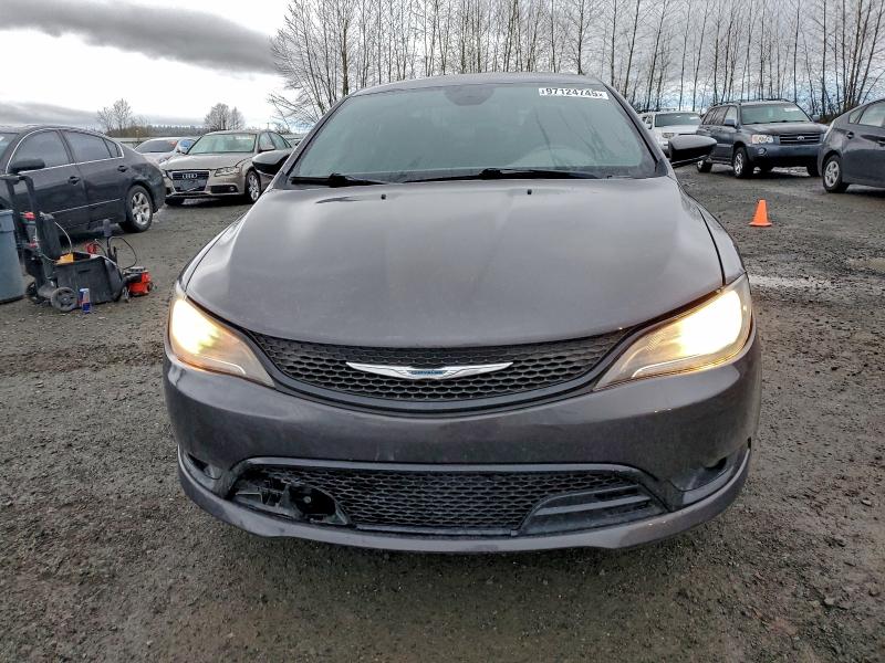 Фото 5 - CHRYSLER 200