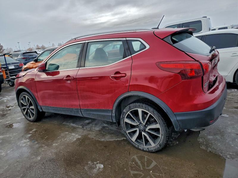 Фото 2 - NISSAN ROGUE