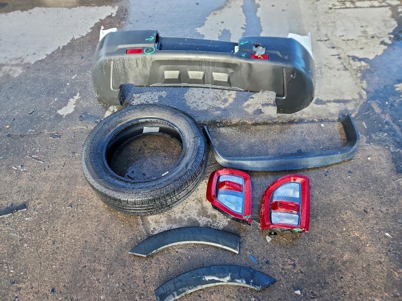 Фото 13 - FORD BRONCO