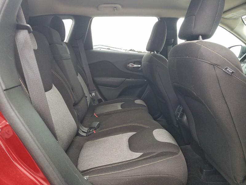 Фото 11 - JEEP GRAND CHER