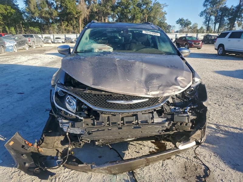 Фото 5 - CHRYSLER PACIFICA