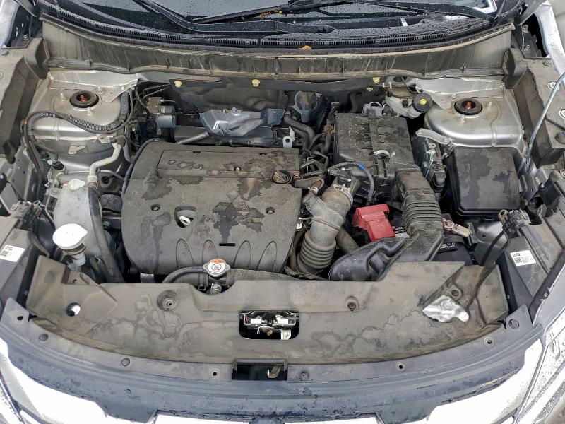 Фото 11 - MITSUBISHI OUTLANDER