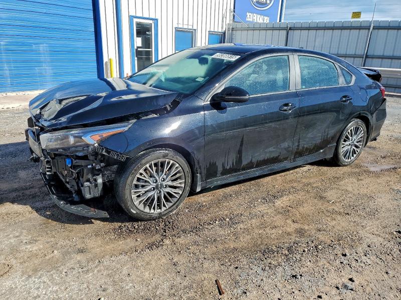 Фото 1 - KIA FORTE