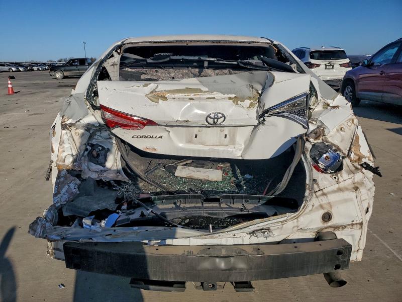 Фото 6 - TOYOTA COROLLA