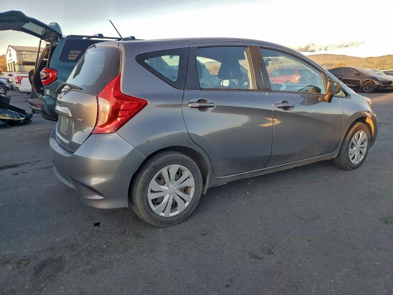 Фото 3 - NISSAN VERSA