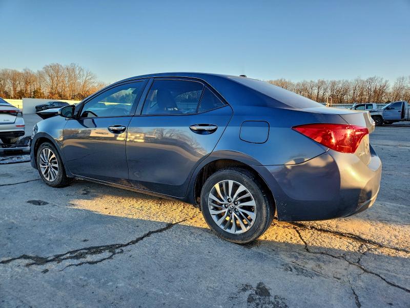 Фото 2 - TOYOTA COROLLA