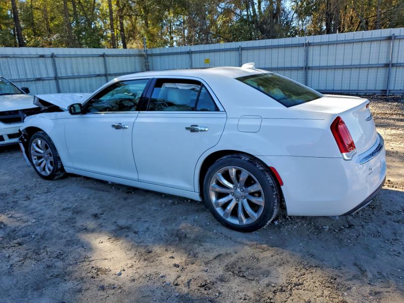Фото 2 - CHRYSLER 300
