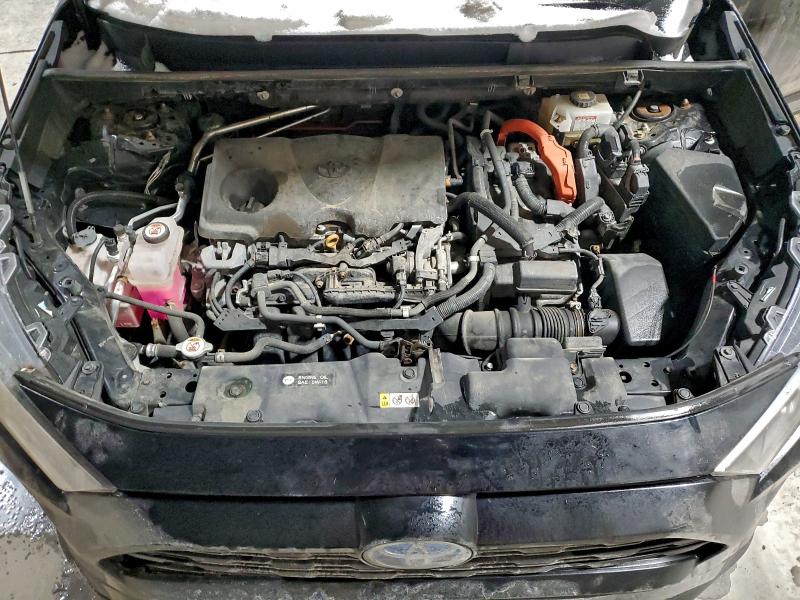 Фото 12 - TOYOTA RAV4