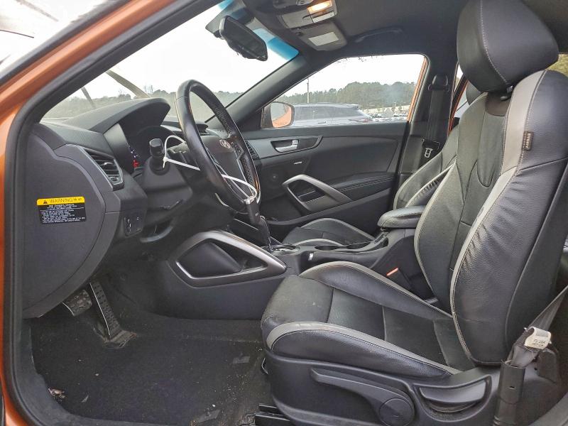 Фото 7 - HYUNDAI VELOSTER